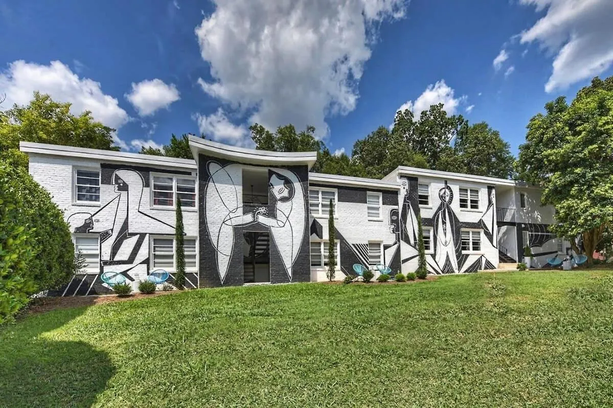 Holiday home Relax And Recharge In Myers Park Villa Charlotte